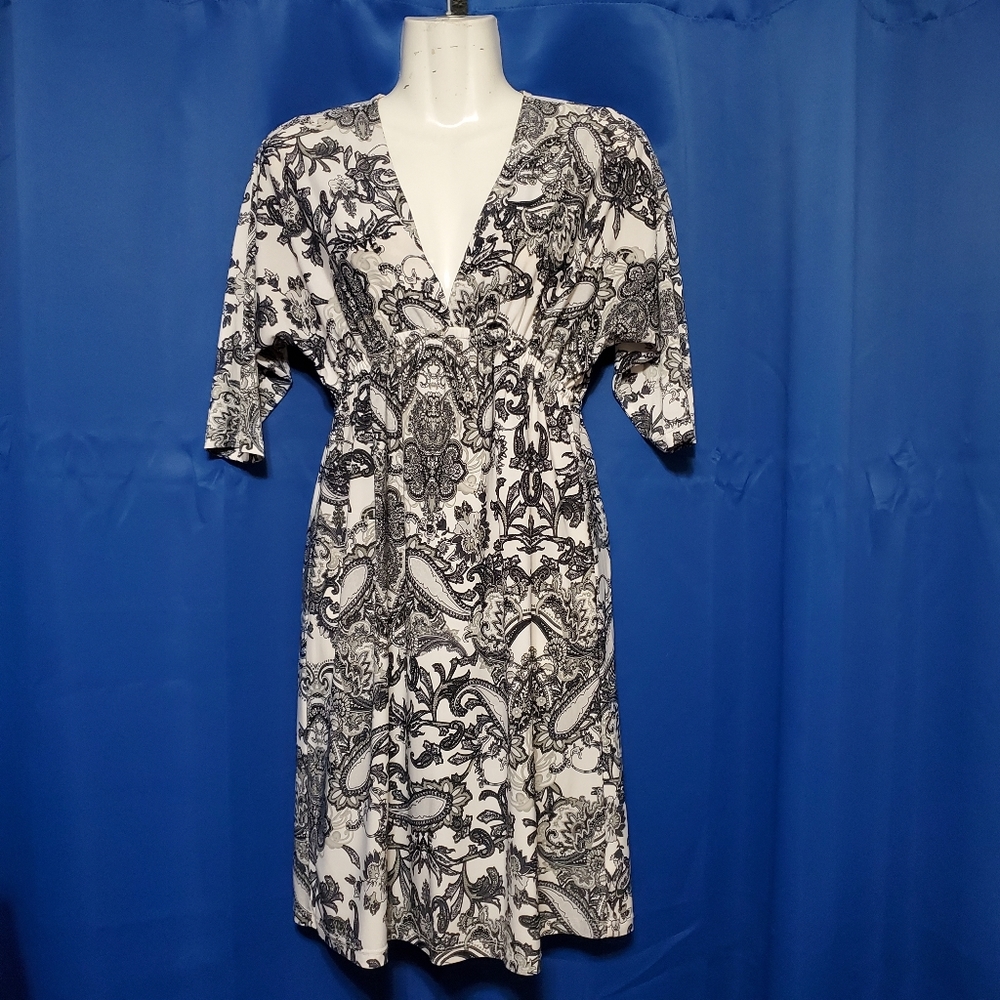 {5th & Love} Dress